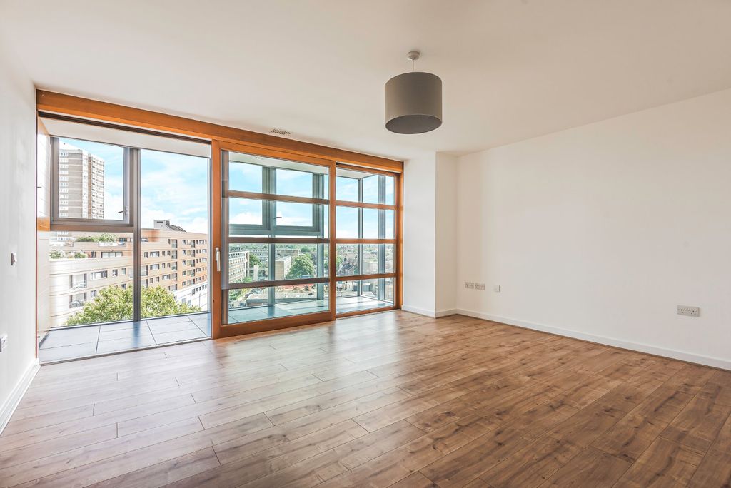 Property photo 2 of 7 Picture No. 02