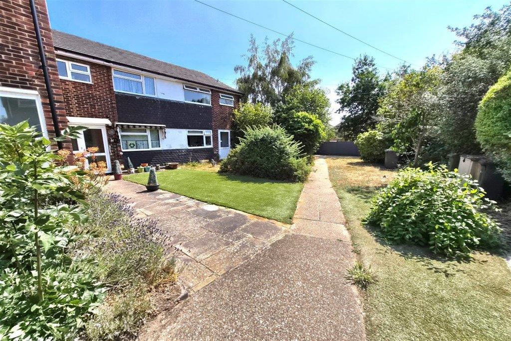 Property photo 1 of 10 (Main)