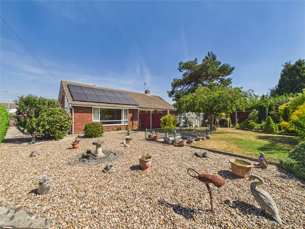 Property photo 2 of 15 Picture No. 04
