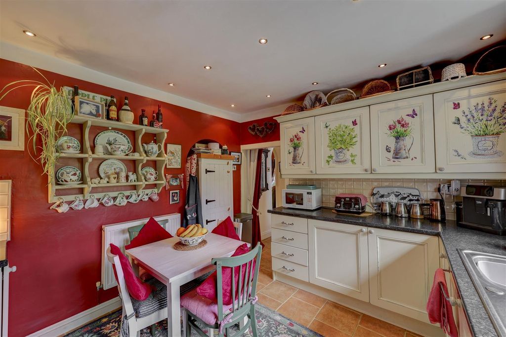 Property photo 3 of 41 2D6A8269_70_71_72_73.Jpg