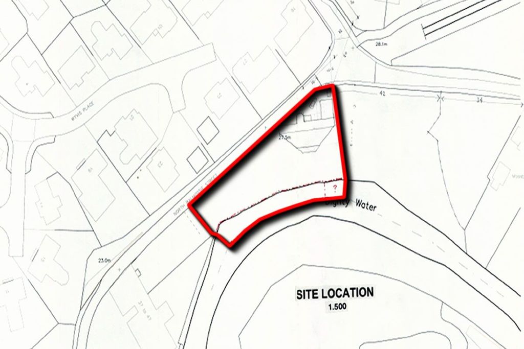 Property photo 2 of 9