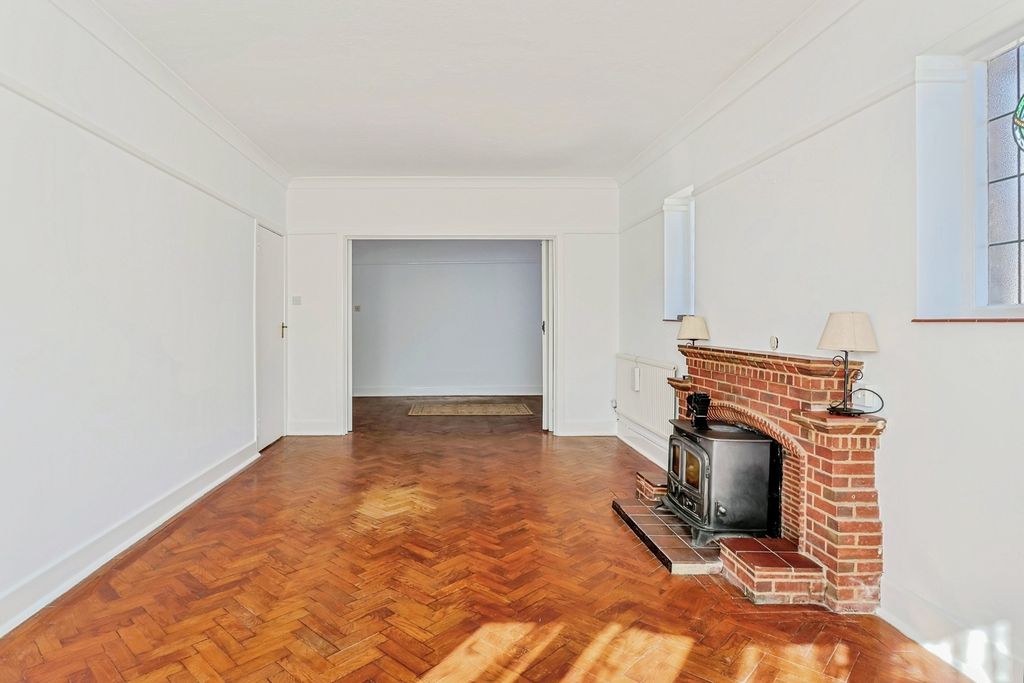 Property photo 3 of 20 Pbox-Img.Jpg