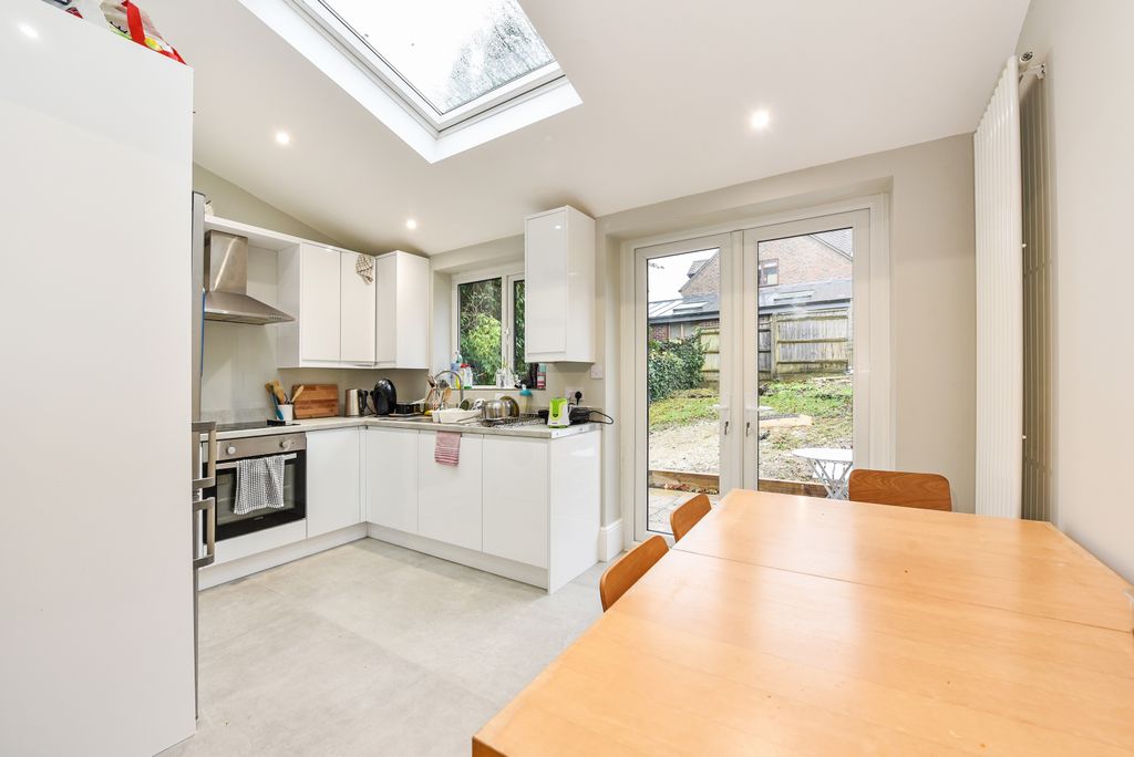 Property photo 3 of 18