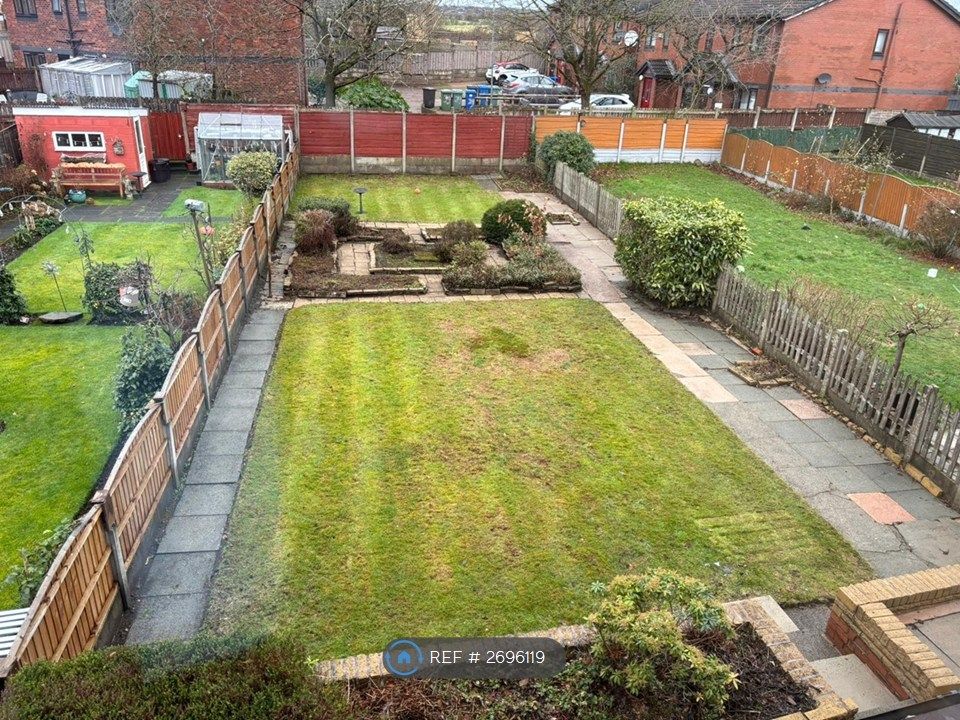 Property photo 2 of 15