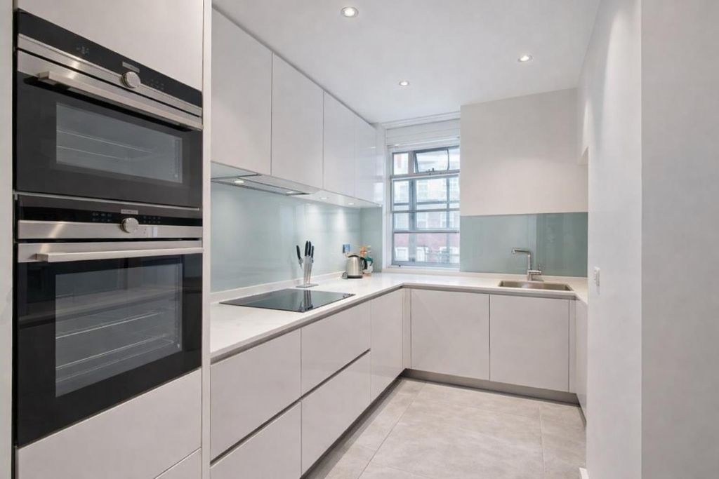 Property photo 2 of 7 132 Dorset House 2 06.02.Png