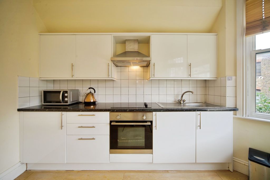 Property photo 3 of 8 Photo #3