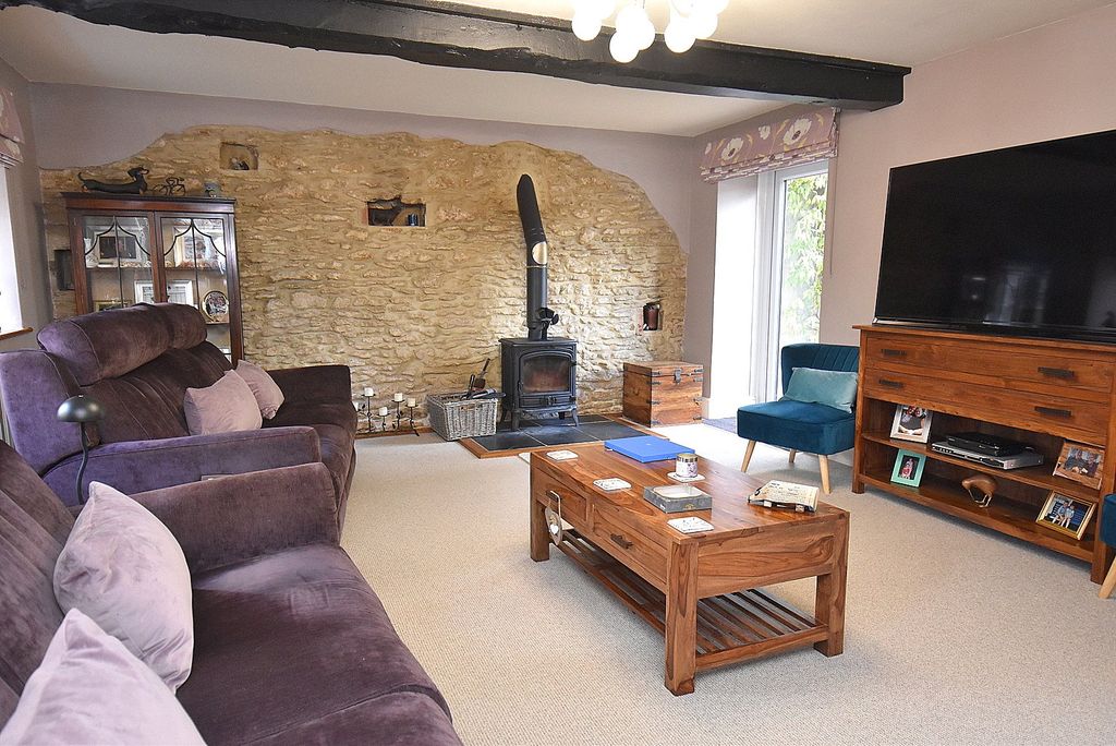 Property photo 3 of 30 Picture No. 06