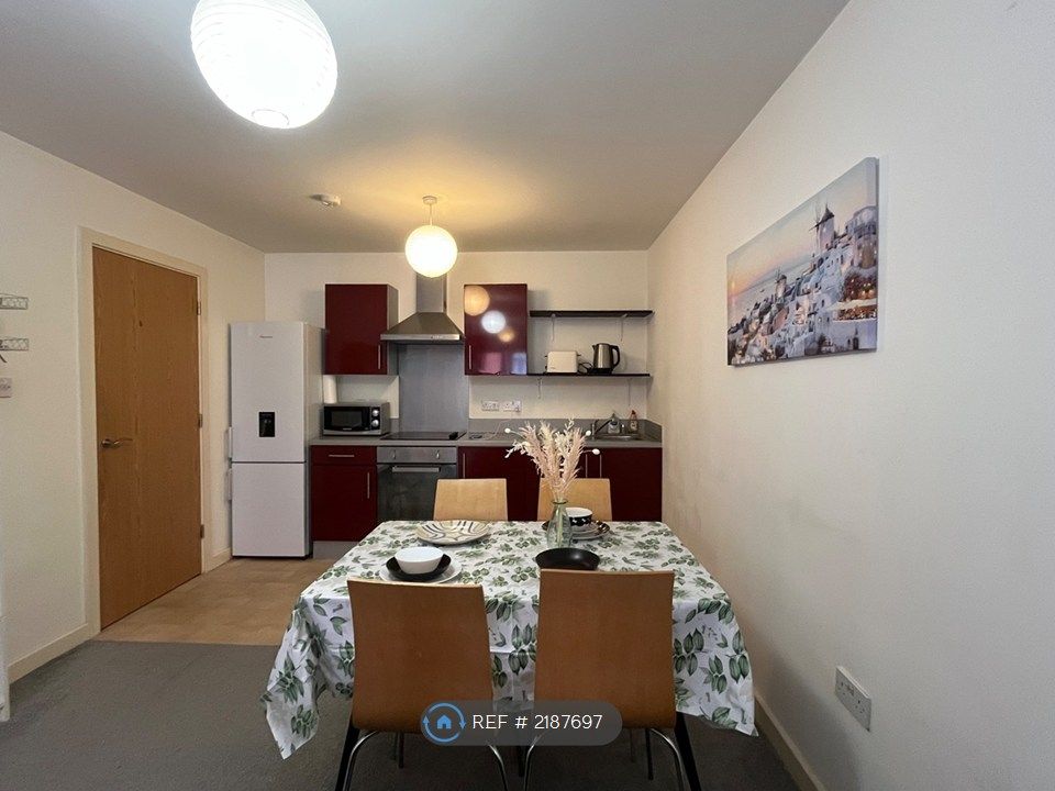 Property photo 3 of 24