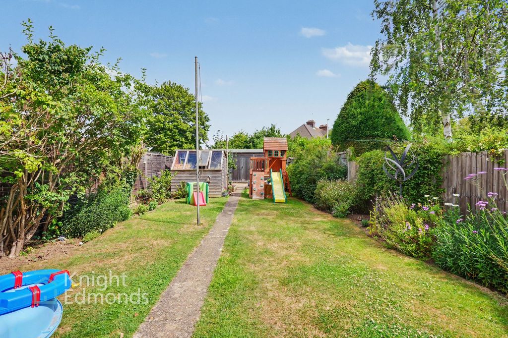 Property photo 1 of 24 Garden