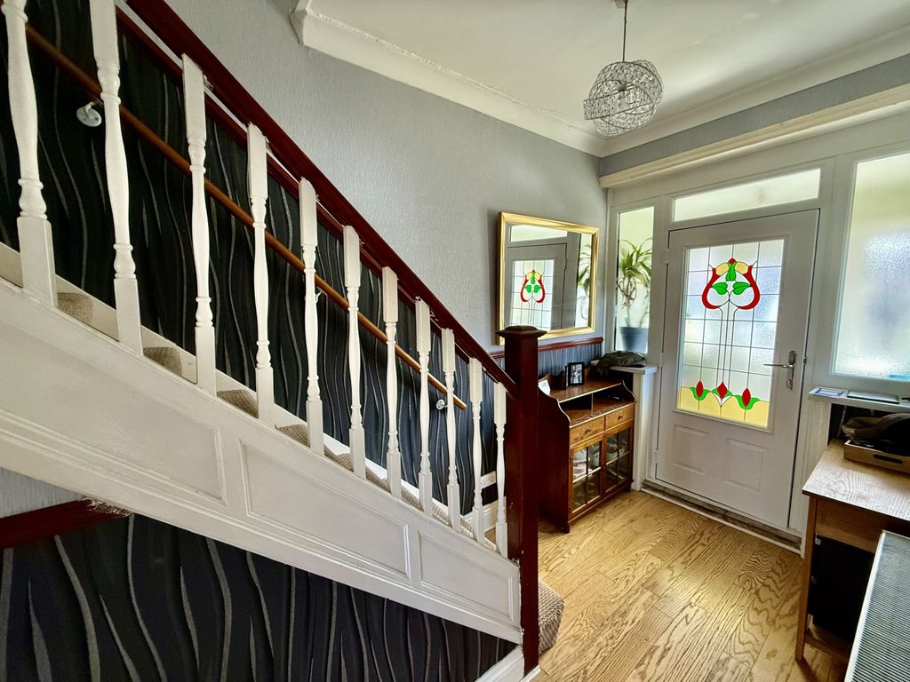 Property photo 3 of 14 Img_2746