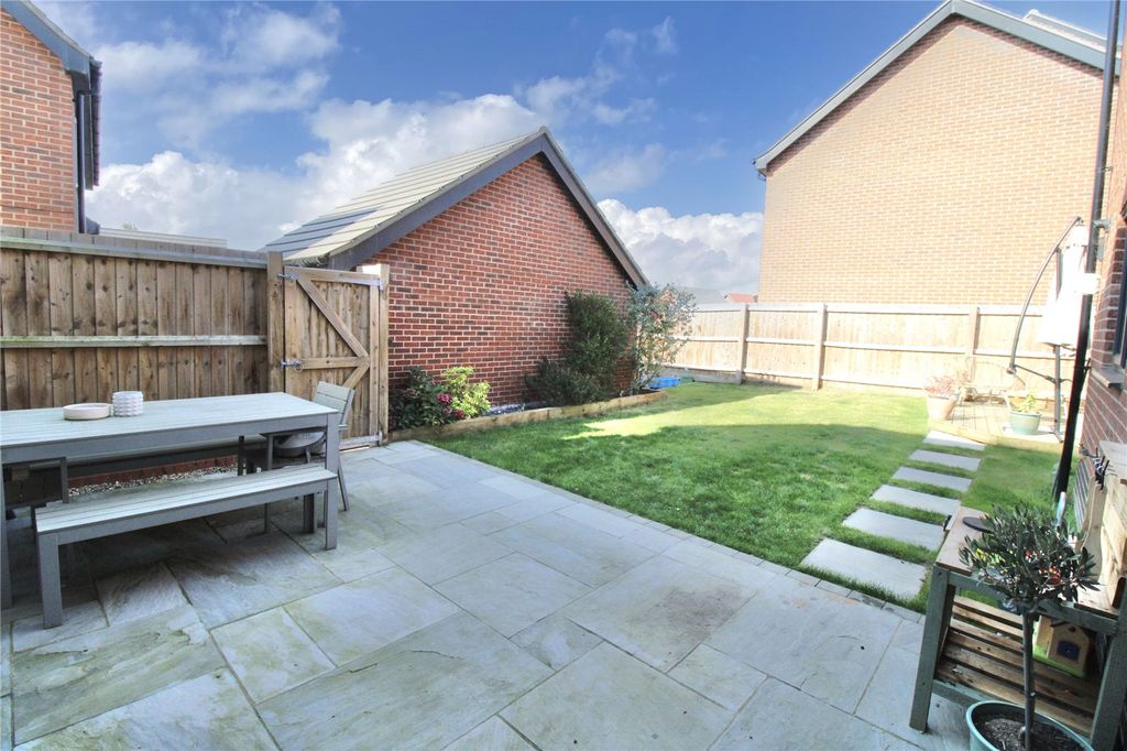 Property photo 2 of 30 Picture No. 02