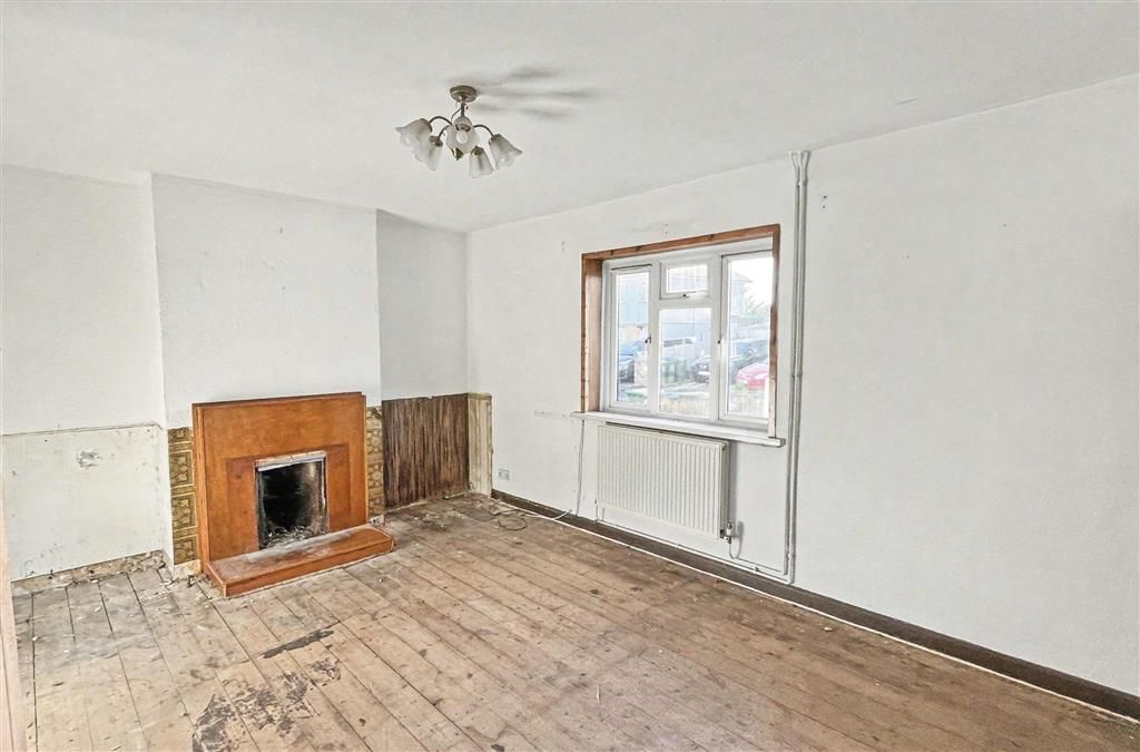 Property photo 3 of 5