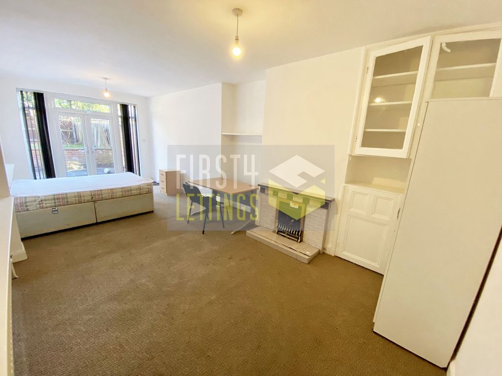 Property photo 1 of 13 Photo 2
