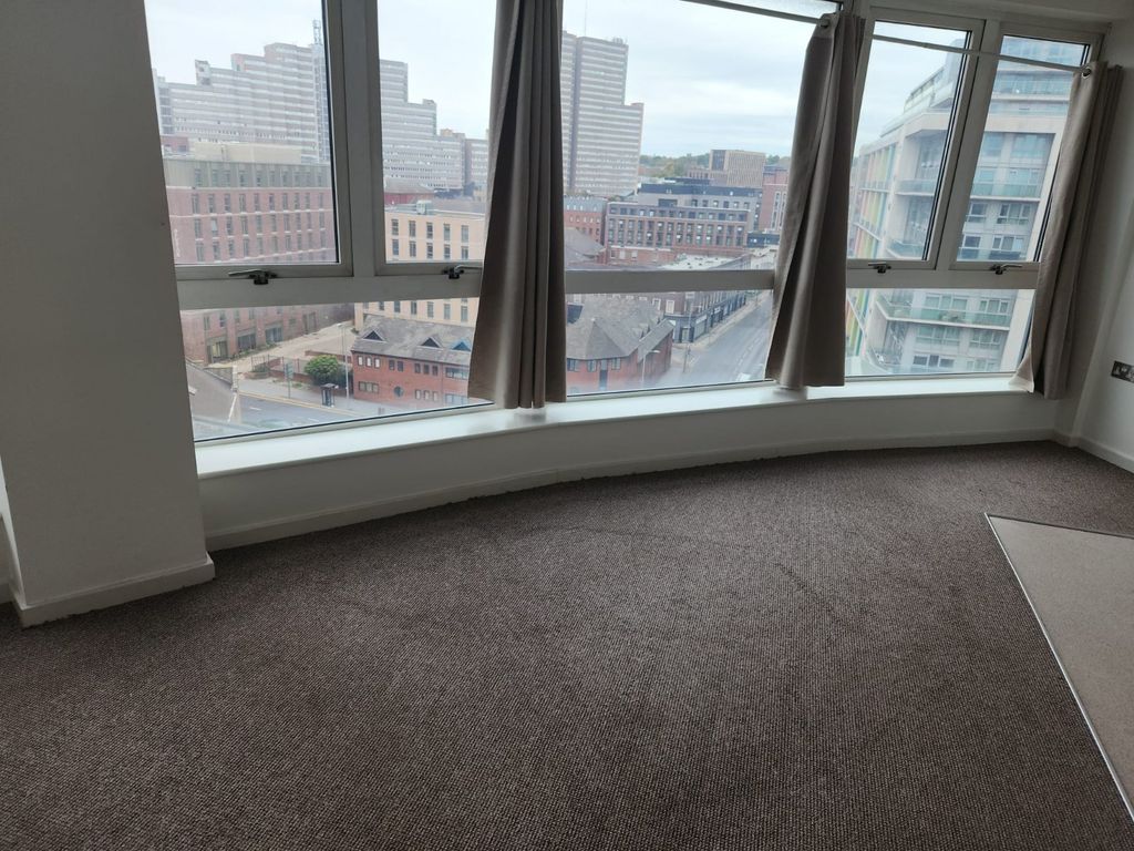 Property photo 3 of 6 Picture No. 14