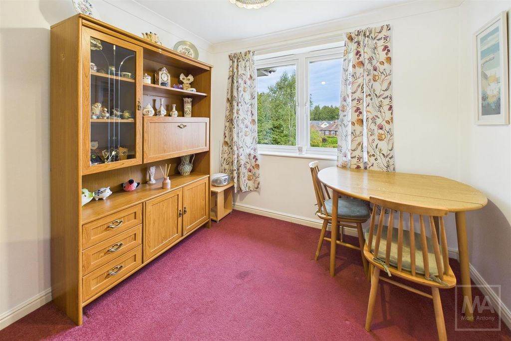 Property photo 3 of 13 Living Room