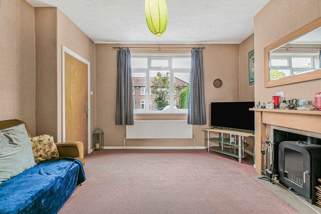 Property photo 3 of 16 Reception