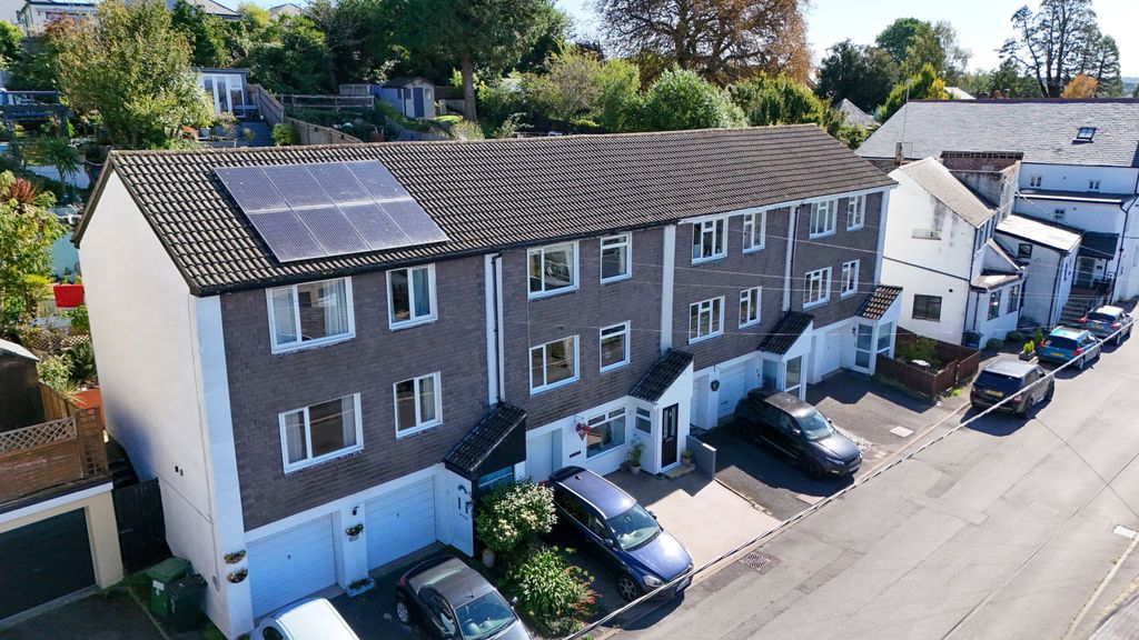 Property photo 1 of 26