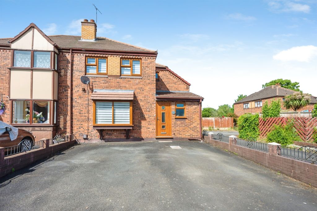Property photo 1 of 15