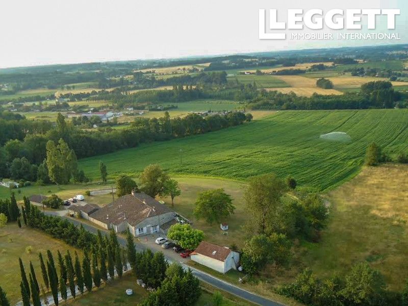 Property photo 3 of 10