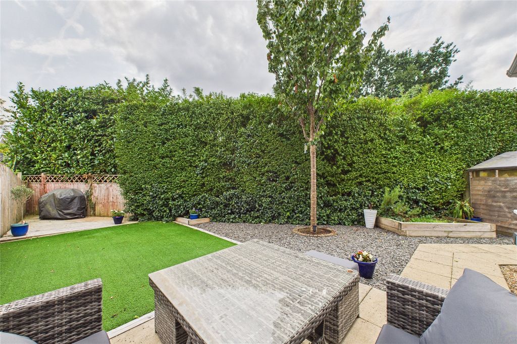 Property photo 2 of 16 Picture No. 21