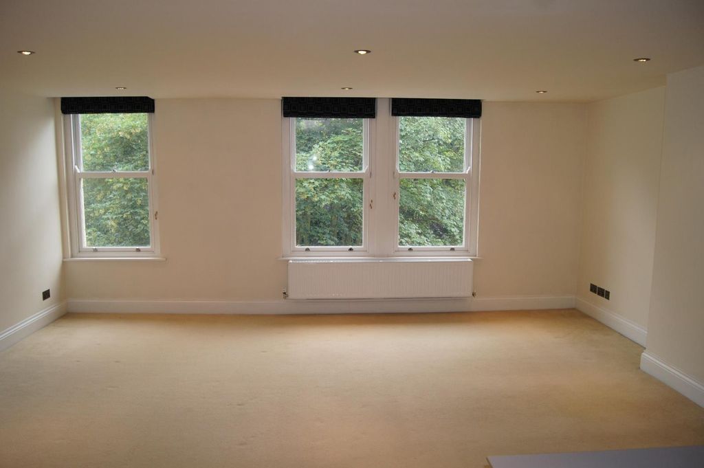 Property photo 3 of 12 0 General