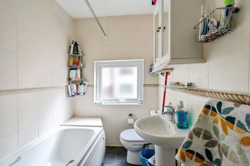 Property photo 3 of 12 Pbox-Img.Jpg