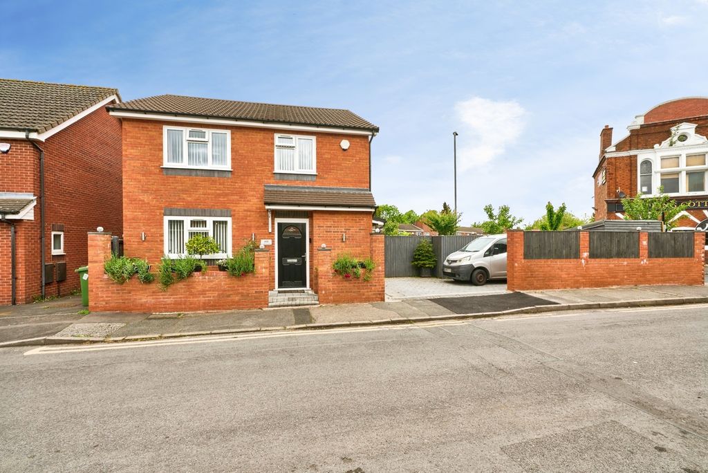 Property photo 1 of 20 Pbox-Img.Jpg