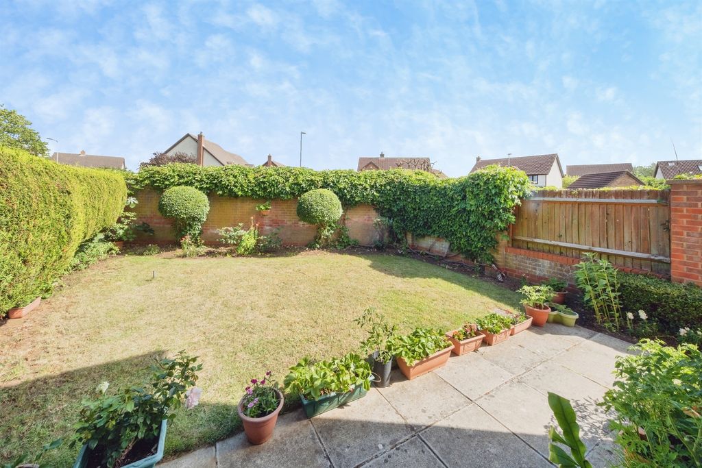 Property photo 2 of 13