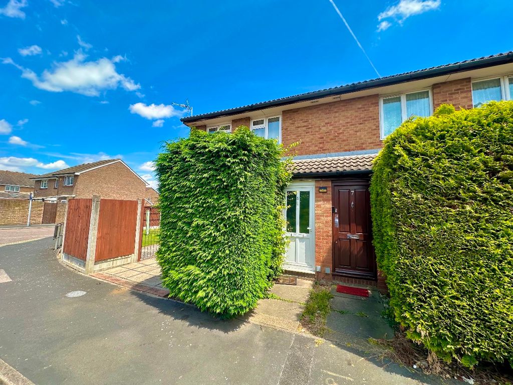 Property photo 1 of 12