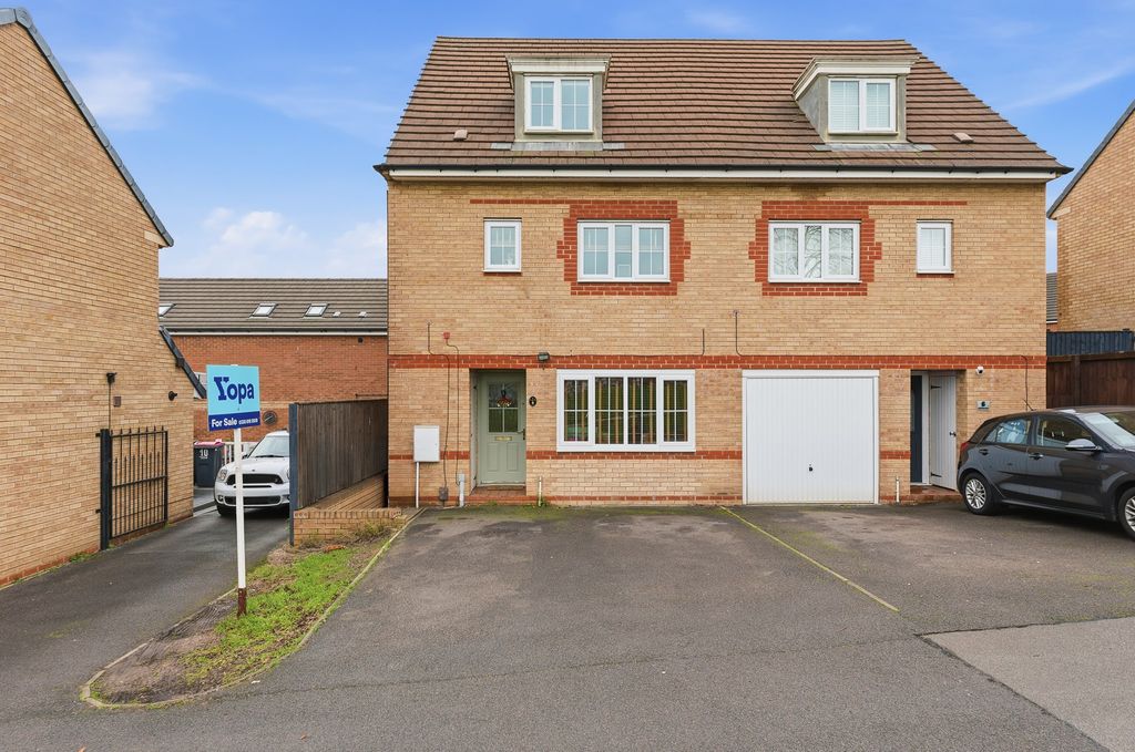 Property photo 1 of 29 P1678356-Edit-Min