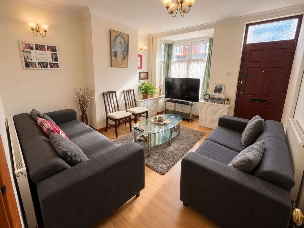 Property photo 2 of 12