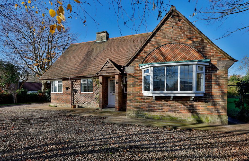 Property photo 1 of 39