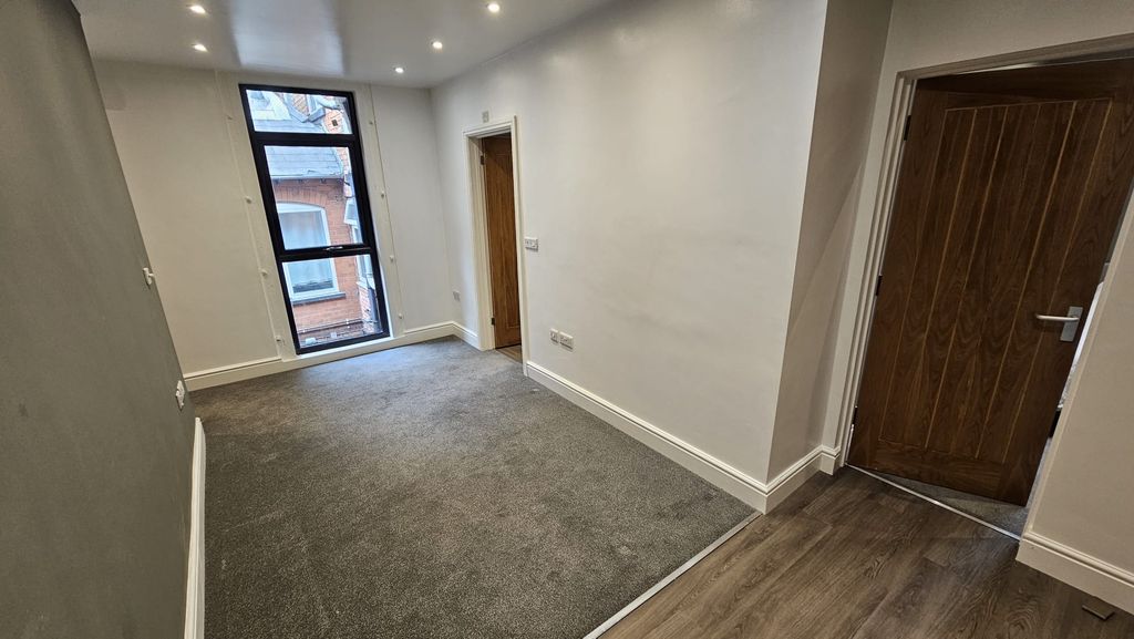 Property photo 3 of 9 Living Room