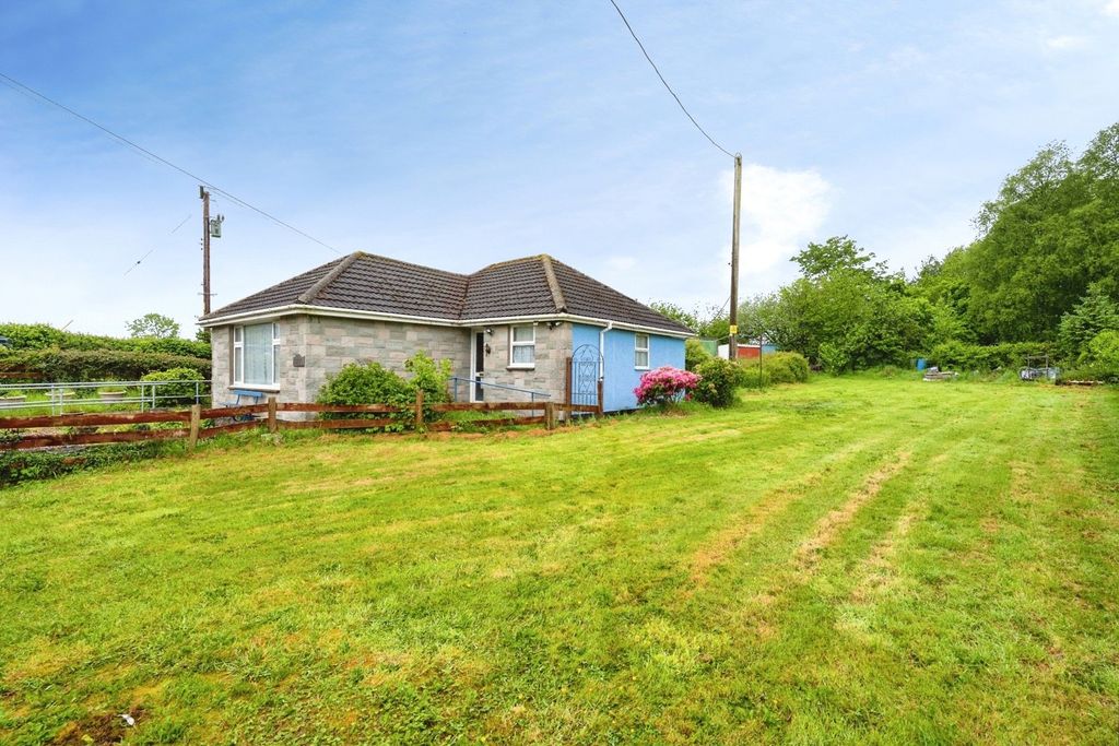 Property photo 3 of 21 Pbox-Img.Jpg