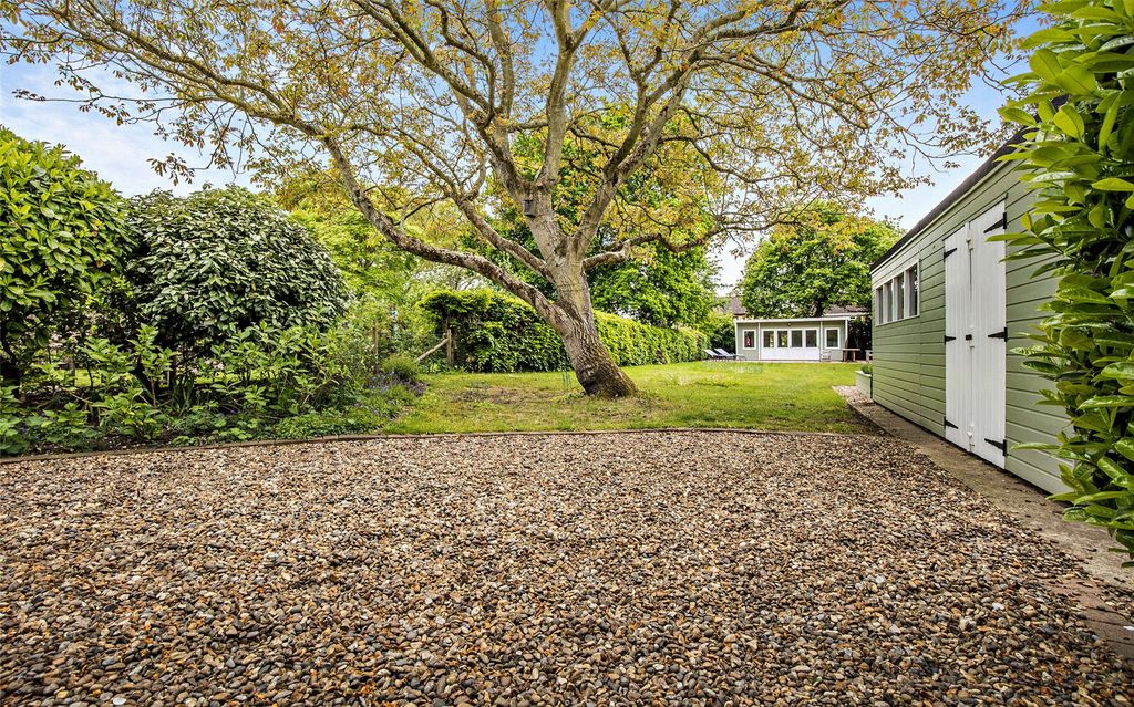 Property photo 3 of 30 Grounds