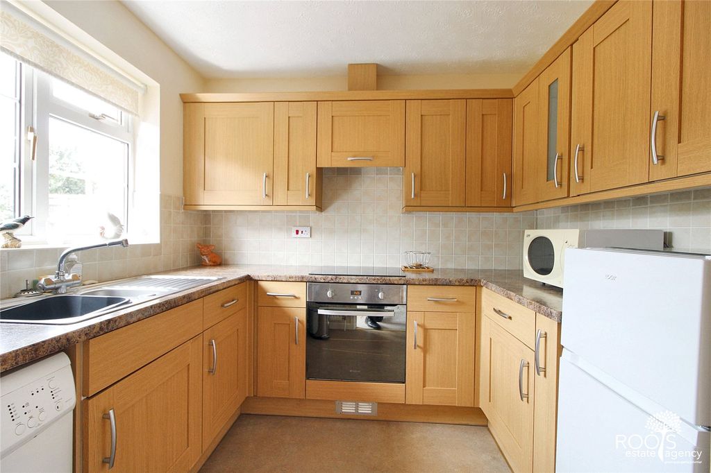 Property photo 2 of 11 Picture No. 05
