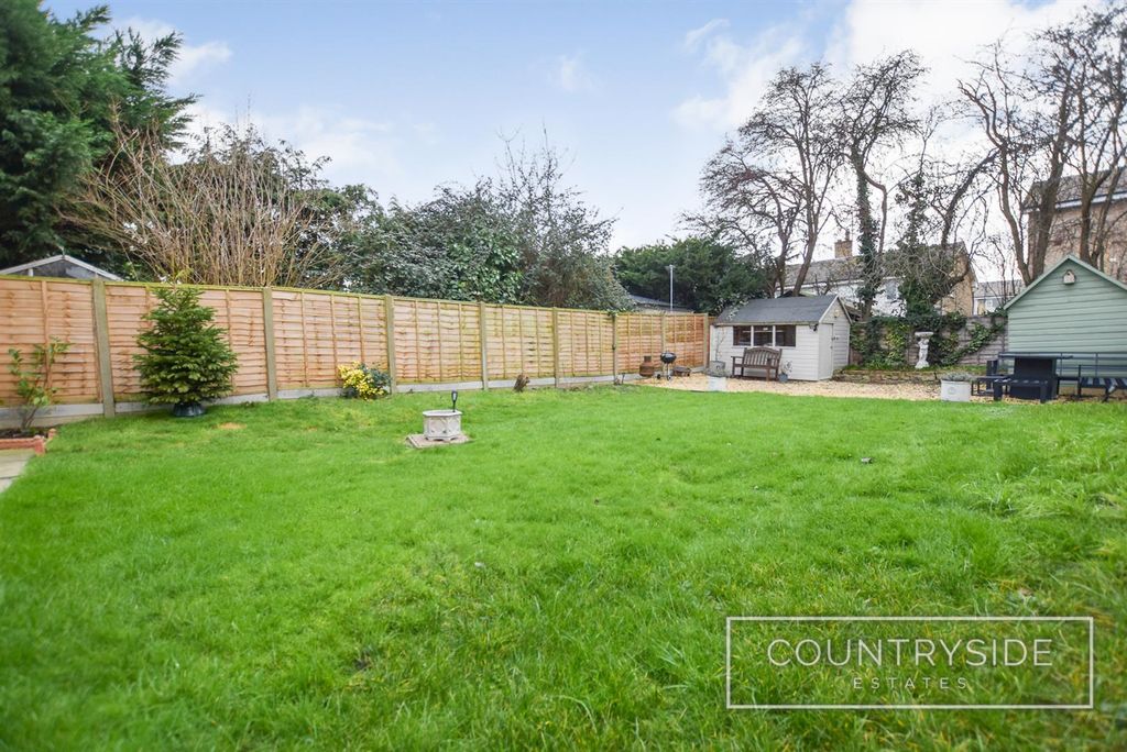 Property photo 3 of 19