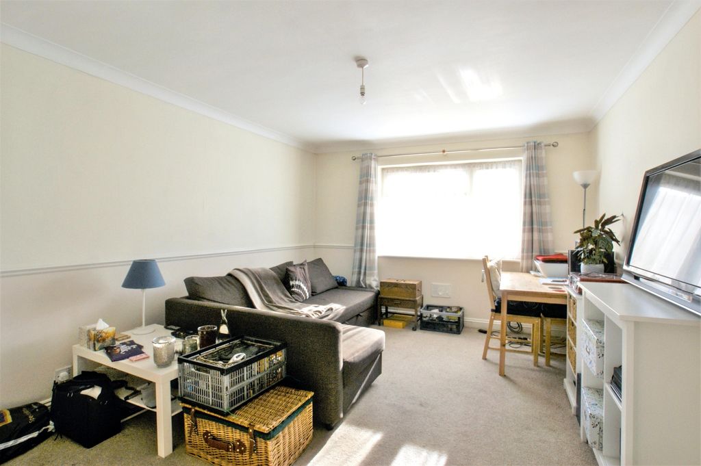 Property photo 1 of 5