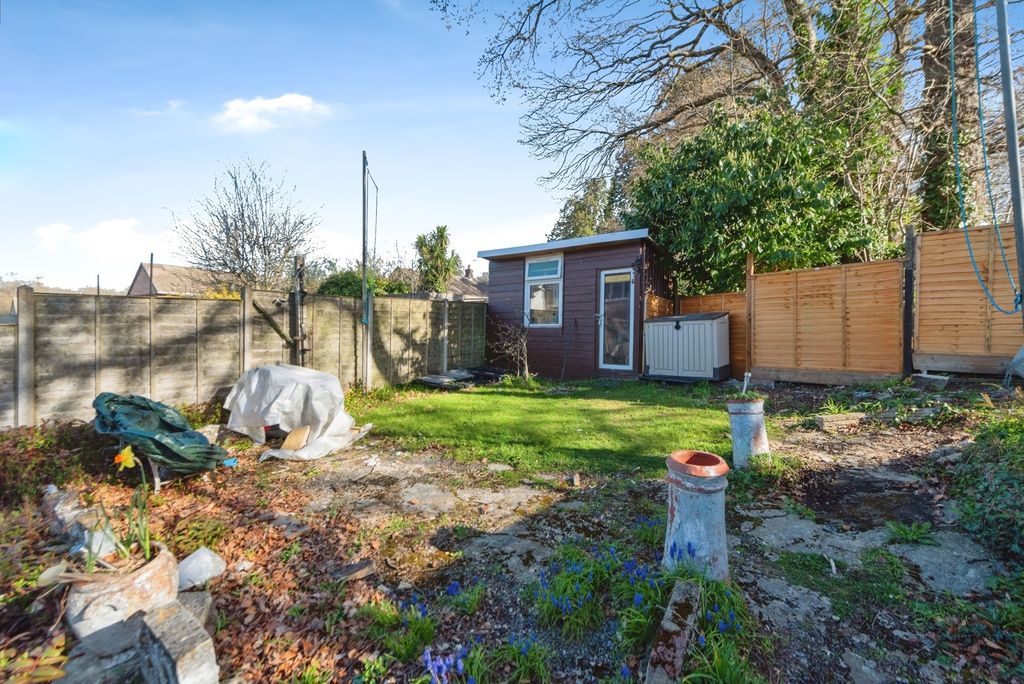 Property photo 3 of 17 Garden