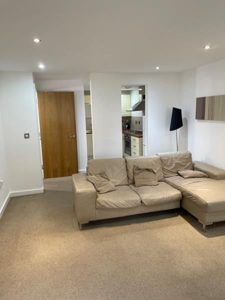 Property photo 2 of 8