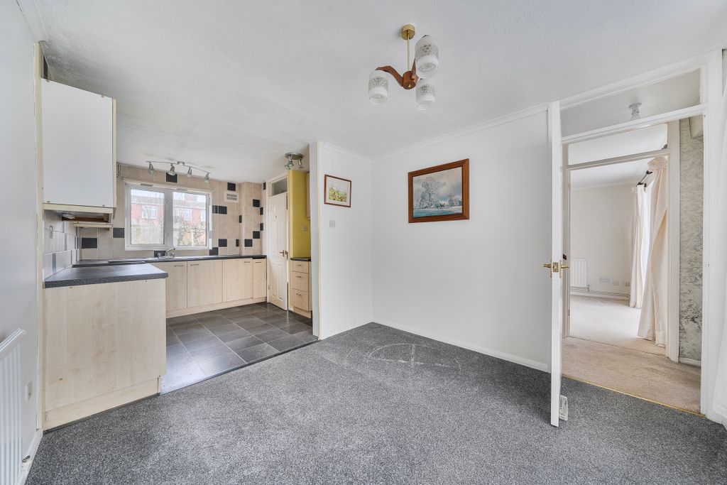 Property photo 3 of 19 14224851069A80d0B814Ef