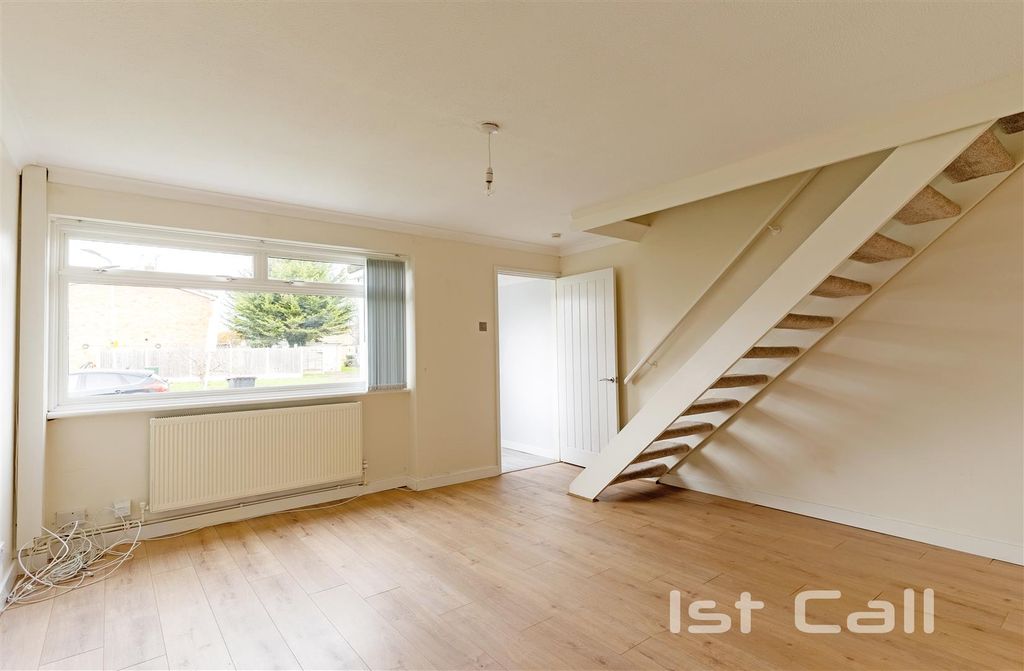 Property photo 2 of 14 Lounge