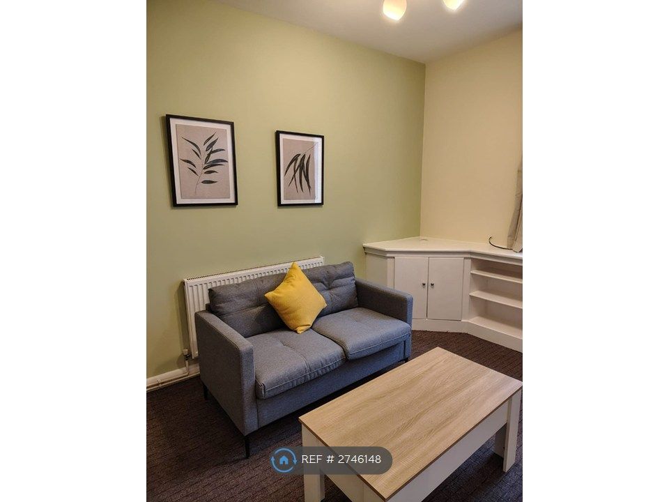 Property photo 1 of 5 Lounge Area