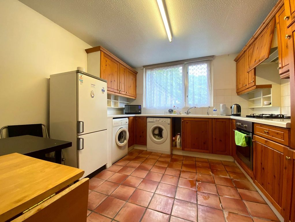Property photo 1 of 8 Bright Kitchen Featuring Terracotta Tiled Floor An...