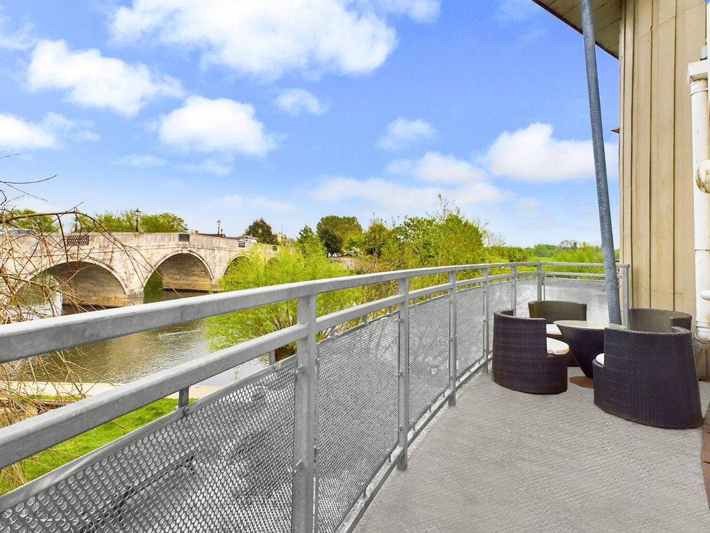 Property photo 3 of 12 Picture No. 18