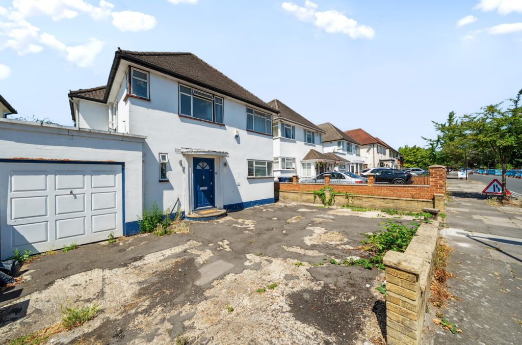 Property photo 1 of 19