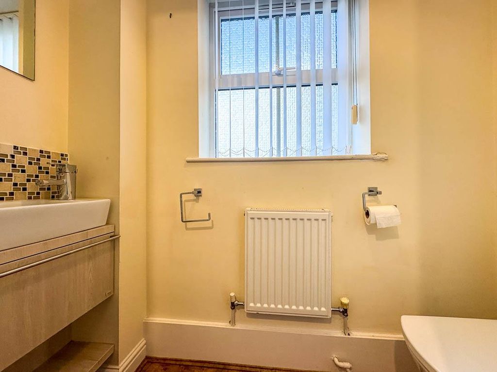 Property photo 3 of 22 14 Ard Reayrt, Laxey (5).Jpg