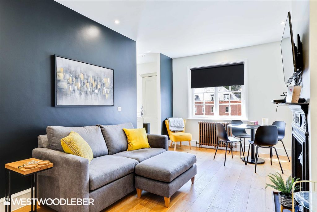 Property photo 2 of 16 Internal_2.Jpg