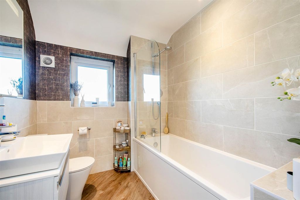 Additional image 30 of 4 bed detached house for saleParkhurst Avenue, Leyland PR25