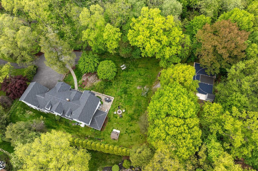Property photo 3 of 27 <Alttext/>
